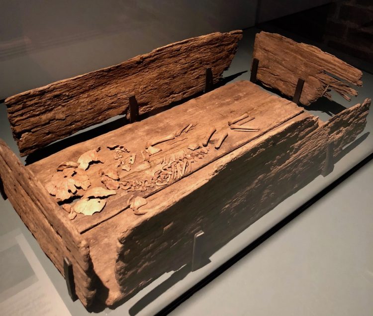 Wooden box used for baby burial, AD 70–90, discovered near London city boundary. Museum of London, Docklands. Photo: ©SandraAlvarez