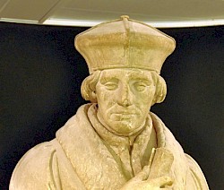 Erasmus. Statue in the Royal Library of the Netherlands (The Hague)