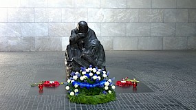 Kollwitz's 'Mother and Dead Son' at the Neue Wache